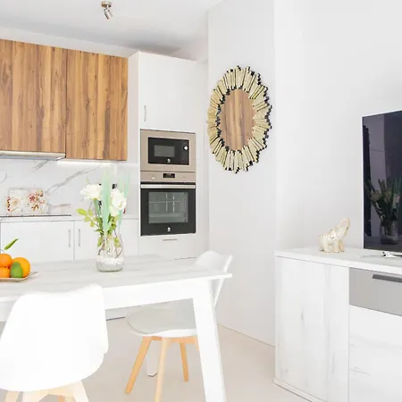 Cubo's Perla Del Sol 3i Apartment Torremolinos